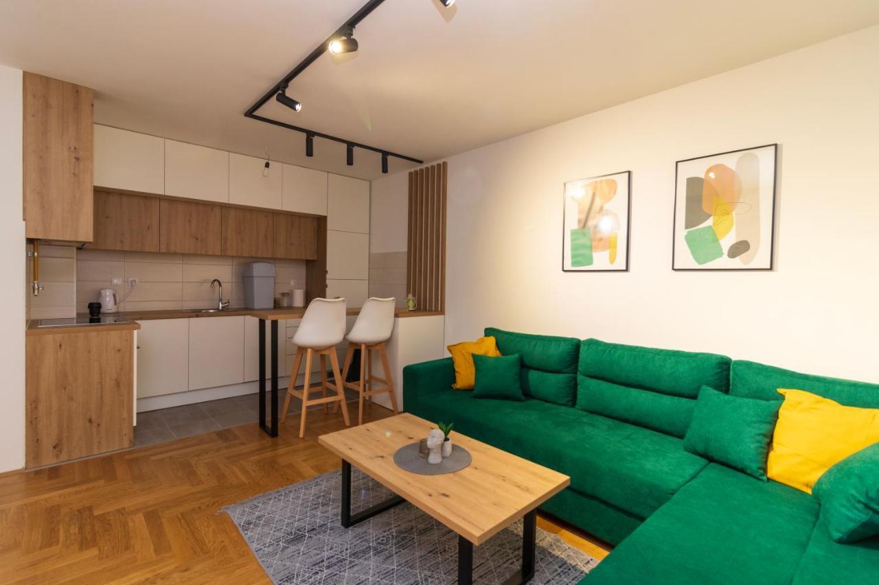 M&A Apartment-Easy Airport Lukavica Extérieur photo