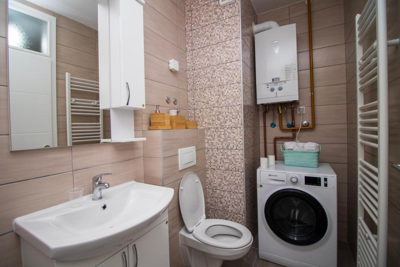 M&A Apartment-Easy Airport Lukavica Extérieur photo