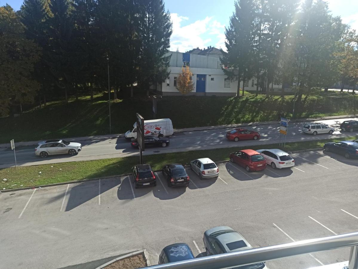 M&A Apartment-Easy Airport Lukavica Extérieur photo